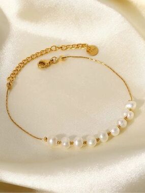 18K Gold Plated Freshwater Pearl Bracelet